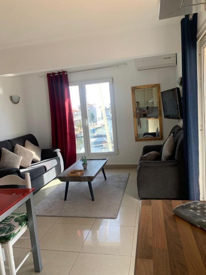 Waterside Apartment - Two Bedroom Empuriabrava Exteriör bild