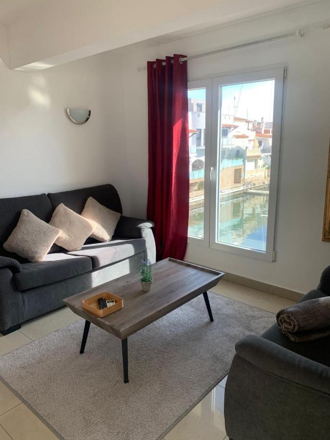 Waterside Apartment - Two Bedroom Empuriabrava Exteriör bild