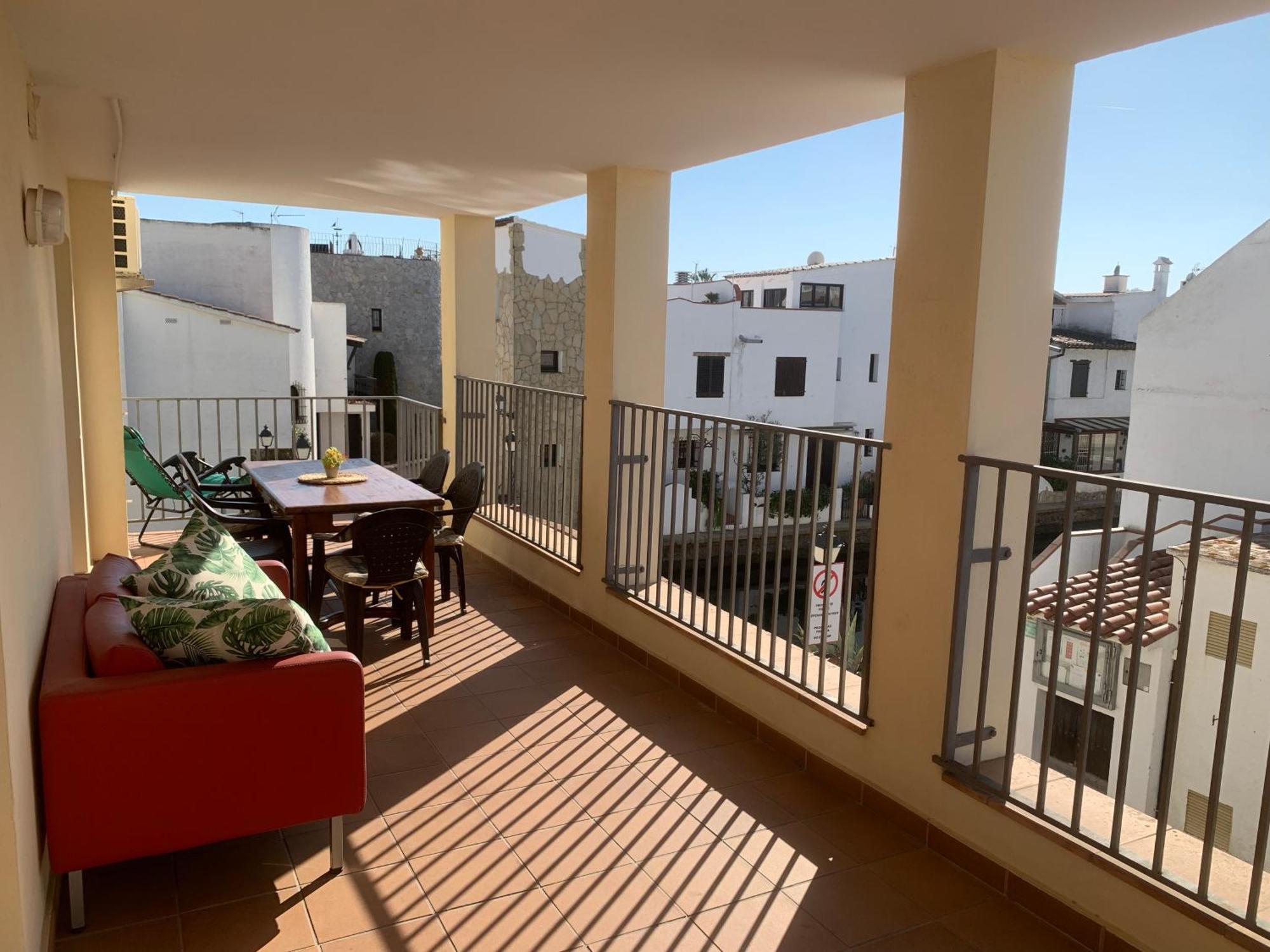 Waterside Apartment - Two Bedroom Empuriabrava Exteriör bild